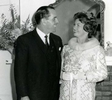 The wedding photo of Dolly Lindrum and Bill Ellis